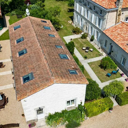 펜션 Du Vigneron Saint-Seurin-de-Palenne